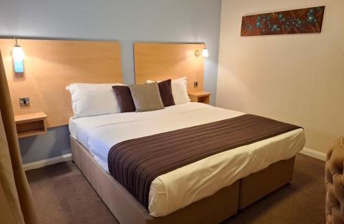 Newcastle-Under-Lyme Hotel | Borough Arms Hotel