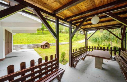 East Sarajevo House | Borovac mountain escape