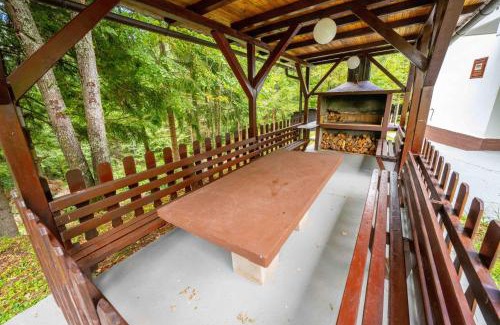East Sarajevo House | Borovac mountain escape