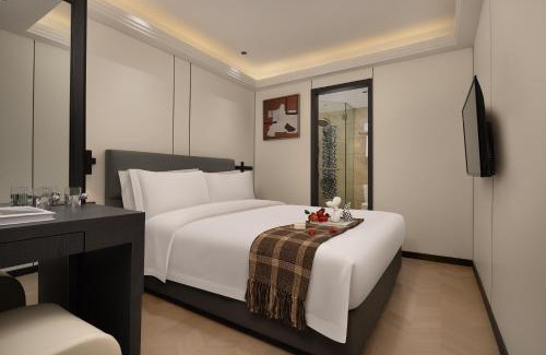 Yuzhong Hotel | Borui Starry Sky View Hotel (Chongqing Jiefangbei Pedestrian Street Hongyadong Branch)