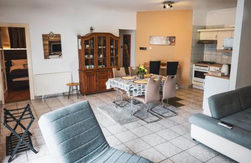 Szekesfehervar Apartment | Bory Apartman, zárt udvari parkolás, MET Aréna 2,5 km