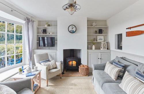 Deal House | Bosun Cottage by Coaste - boutique retreat on the beach