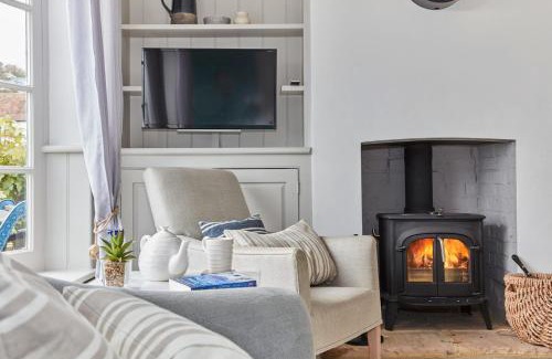 Deal House | Bosun Cottage by Coaste - boutique retreat on the beach