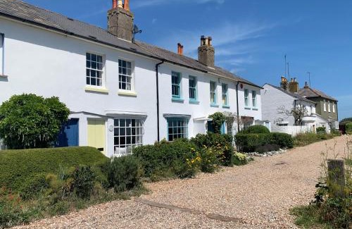 Deal House | Bosun Cottage by Coaste - boutique retreat on the beach