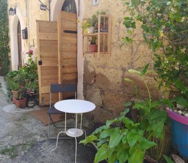 Calcata Bed & Breakfast | Botanica Calcata