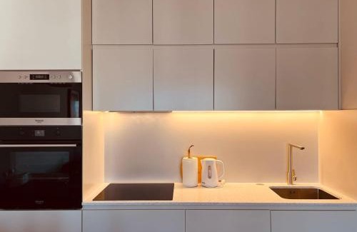 Çagllavicë Apartment | Botanique Pristina Apartment - Private Parking Available
