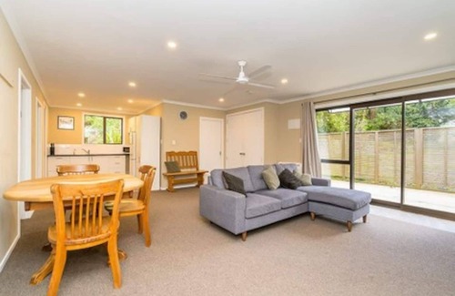 Dunedin House | Bothan Beag - Your little house away from home!