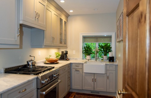 Lexington House | Botherum Carriage House, Garden Lovers Delight