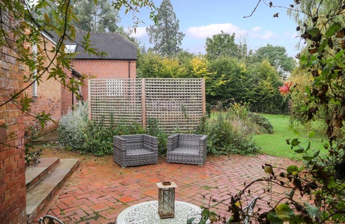 Martley Apartment | Bothy In Victorian Walled Garden