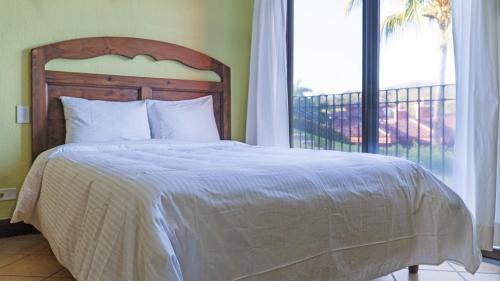 Brasilito House | Bougainvillea 4101 Luxury Apartment - Reserva Conchal