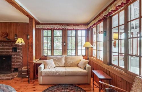 Raymond House | Boulder Pointe Cottage