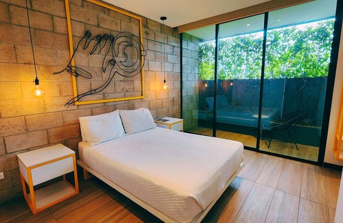 Juayua Bed & Breakfast | Bourbon Hostal