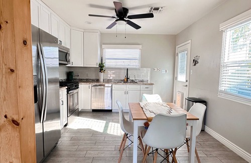 West Second Street Historic District House | Boutique 2 BR Home in Downtown Mesa