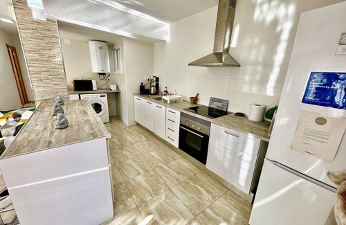 Alicante City Centre Apartment | Boutique Apartment by the Sea