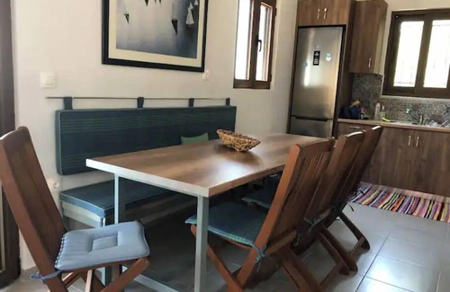 Monastiraki Villa | Boutique Family Villa