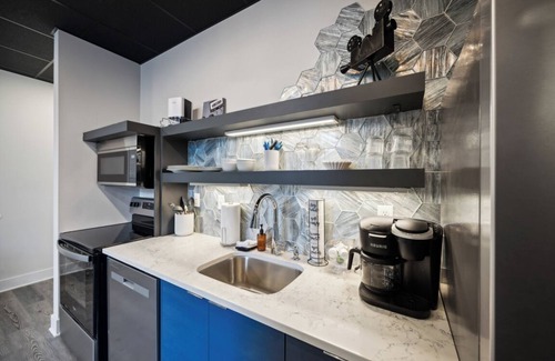 Jackson Hotel | Boutique Hotel | The Entertainment Suite