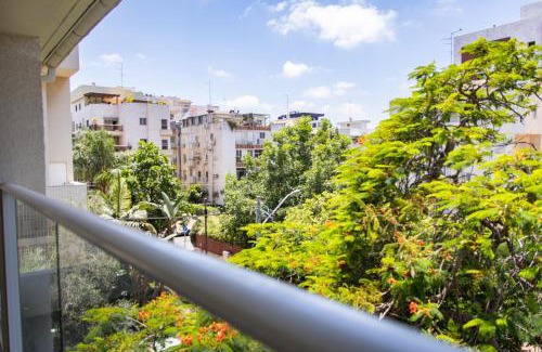 Rehovot Apartment | Boutique Penthouse by Weizmann - פנטהאוס בוטיק