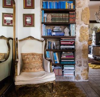 Monastiraki Apartment | Boutique Rustic Apartment with Amazing Terrace