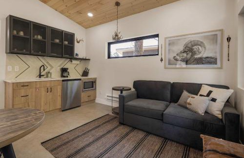 Grant House | Bow & Arrow Creekside Sauna Cold Plunge