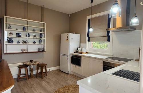 South Hobart House | Bowen Toft House- eco home from home