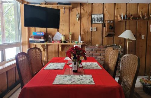 The Blue Mountains House | Bowering Lodge