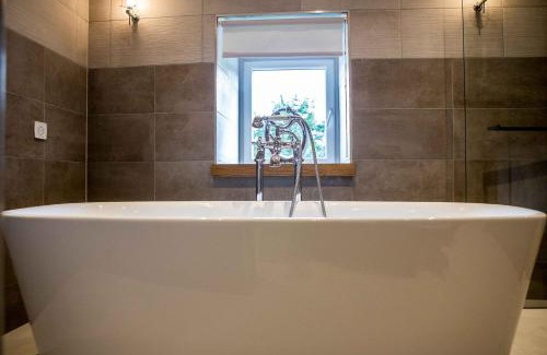 Howwood Hotel | Bowfield Hotel and Spa
