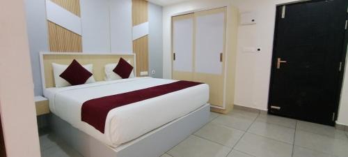 Thrissur Hotel | BR Residency