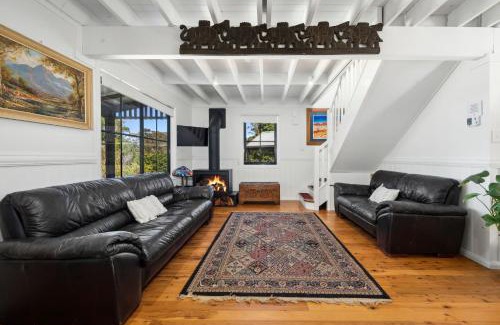 Blackheath House | Braeside Cross