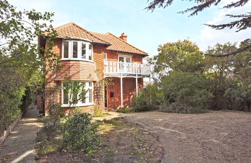 Reydon House | Braeside House - Three Bedroom House, Sleeps 6