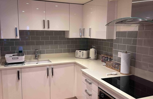 Bridgnorth Cottage | Bramble cottage with free parking