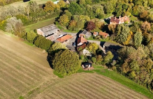 Woodbridge Cabin | 'Bramley' Hut on private Farm
