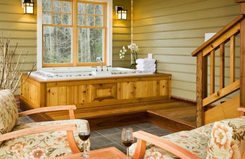 Chestertown Bed & Breakfast | Brampton 1860