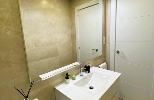 Santa Coloma de Gramenet Apartment | Brand new apartment in BCN with photo booth