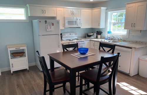 Frankfort Apartment | Brand new 2 bedroom carriage house with patio in the heart of Frankfort!