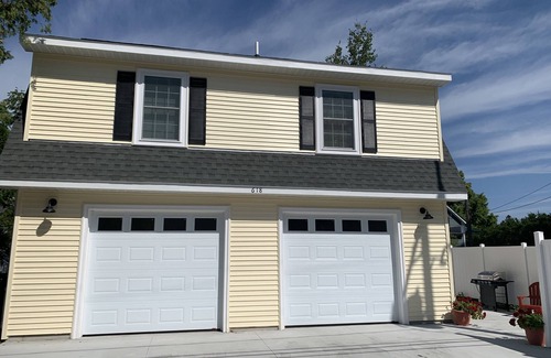 Frankfort Apartment | Brand new 2 bedroom carriage house with patio in the heart of Frankfort!