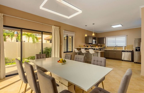 Gold Coast Villa | BRAND NEW - 4BR Villa w/Private Pool @ Gold Coast