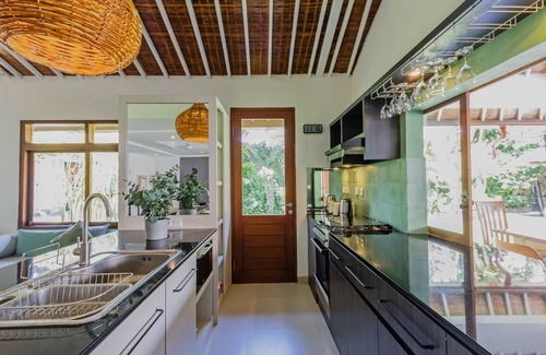 Central Seminyak Villa | BRAND NEW 5 BR with Enclosed Living 2 mins to Eat Street