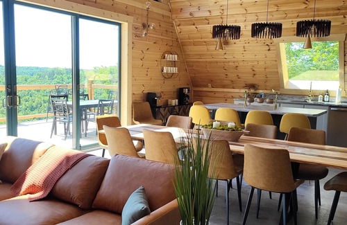 Frenchburg Cabin | Brand new A-frame. Dragonfly Inn, overlooking Daniel Boone National Forest