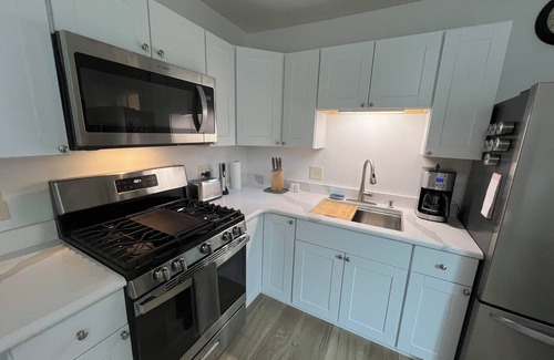 Town of Oswegatchie Cottage | Brand new build- 1-bedroom cottage on main channel with WiFi