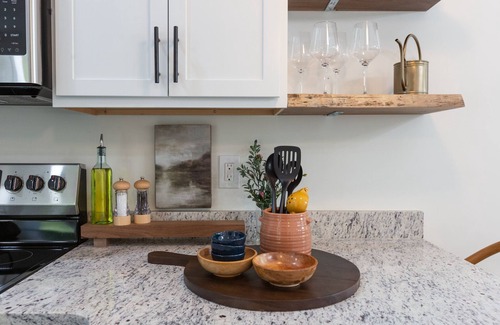 Landrum House | Brand New Downtown Landrum Home - TIEC/Tryon/FENCE