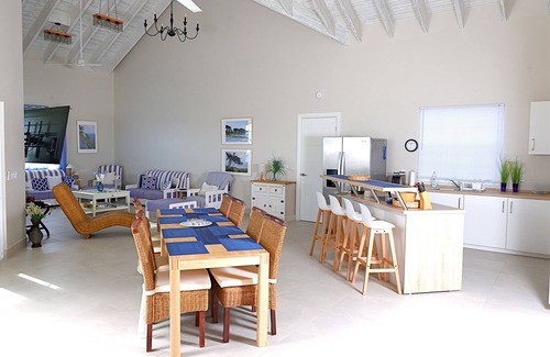 Juba Sound Villa | Brand New Longbay Hills Villa w/Pool - Panoramic Views & 5 Minutes to the Beach