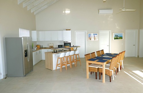 Juba Sound Villa | Brand New Longbay Hills Villa w/Pool - Panoramic Views & 5 Minutes to the Beach