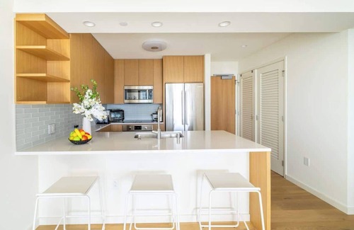 Ala Moana Condo | Brand New! Luxurious Sky Ala Moana 2 Bed 2 Bath