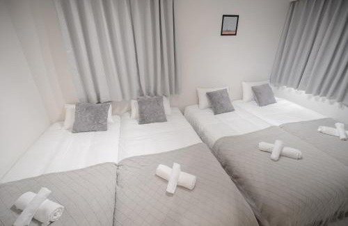 Minamiaoyama Apartment | Brand New Luxury Suite 7 min to Omotesando 2 min to Shibuya
