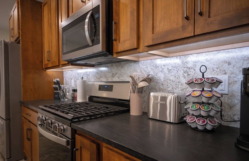 Hermann Condo | Brand New! Perfect for large groups, dog friendly and ADA accessible.