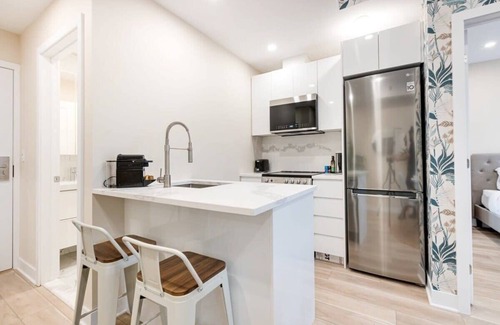 Plateau Mont Royal Apartment | *BrandNew* 2BR+SofaBed w/Roof Top in MTL -22