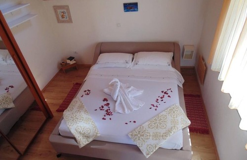 Postira Apartment | Branko - With Terrace - A2 - Ivana