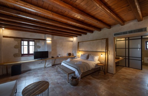 Karvelas Hotel | Brazzo di Maina