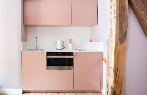 Nogent-le-Roi Apartment | Break & Brut
