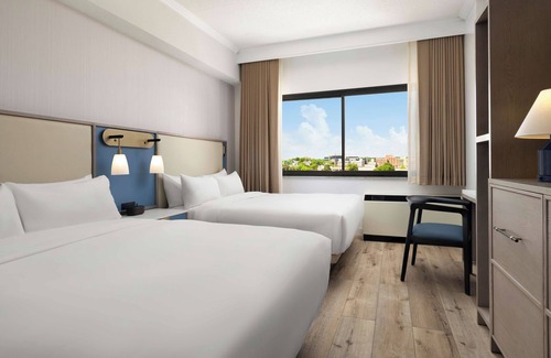 White Plains Hotel | Breath of Fresh Air! Close to Miller Hill Park, Free Airport Shuttle, w/Pool!